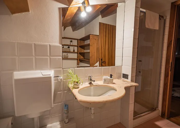 아파트호텔 Torre Ca Emo, La Mansarda Di Serravalle