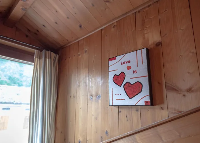 Torre Ca Emo, La Mansarda Di Serravalle