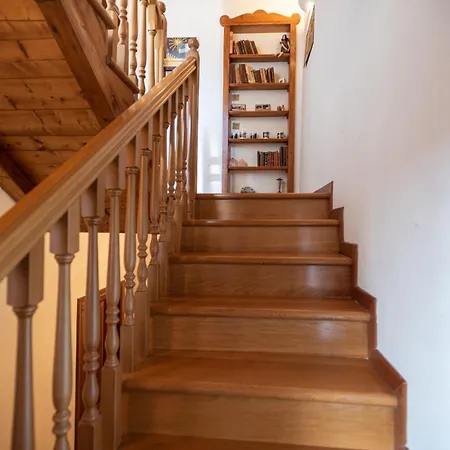 מלון דירות Torre Ca Emo, La Mansarda Di Serravalle ויטוריו ונטו