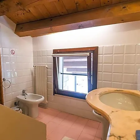 Torre Ca Emo, La Mansarda Dell'ammiraglio Apartahotel Vittorio Veneto