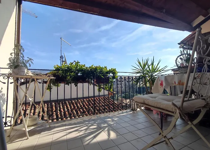 Torre Ca Emo, La Mansarda Di Serravalle